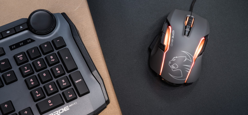 Roccat Kone Aimo arvutihiir laual märkamatuks ei jää