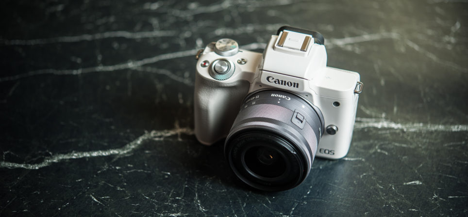 Canon EOS M50 hübriidkaamera