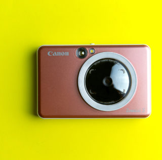 Canon Zoemini S kiirpildikaamera trügib Fujifilm Instax mängumaale