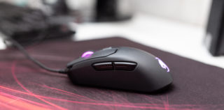 Ferrari Sinu hiirepadjal – Roccat Kain 120 Aimo