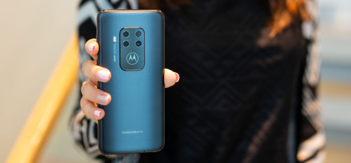 Nelja kaameraga Motorola One Zoom – keskklass, kuid mitte keskpärane