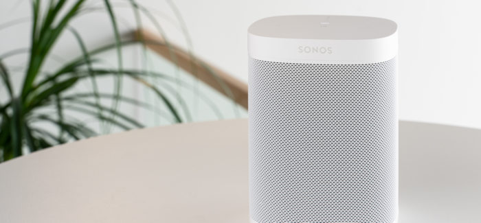 Hea häälega, kuid mitte väga nutikas Sonos One (Gen 2) kõlar