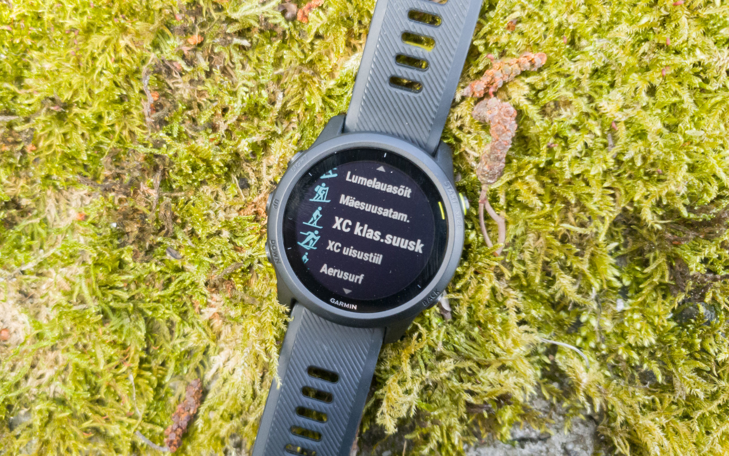 Garmin Forerunner 745