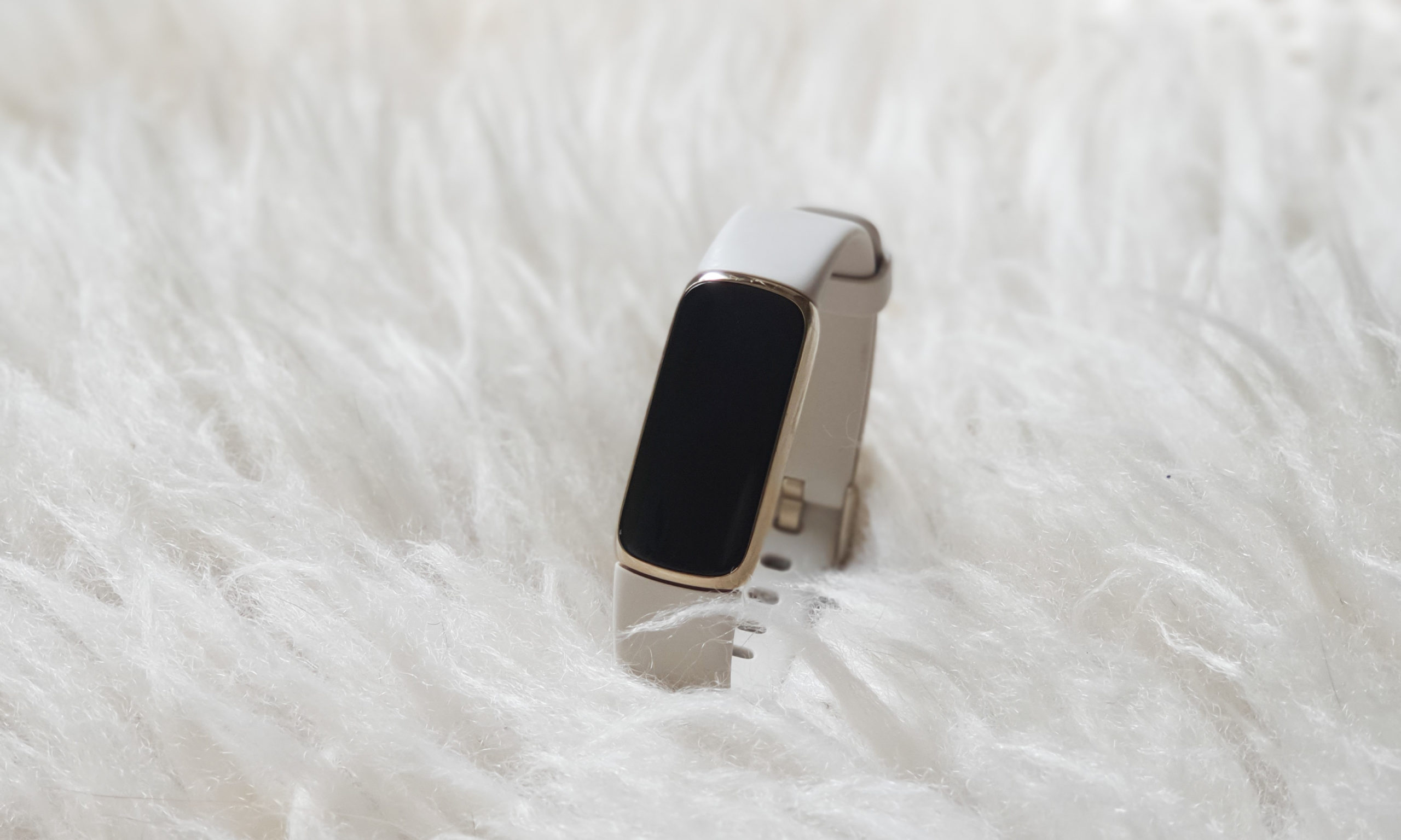 Fitbit Luxe