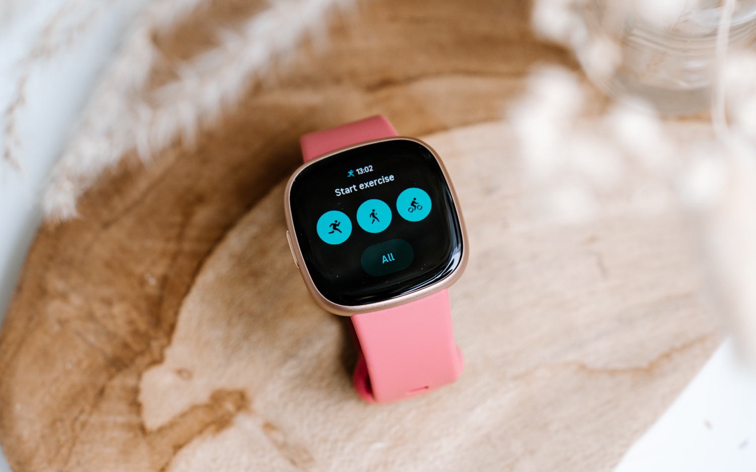 Fitbit Versa 4