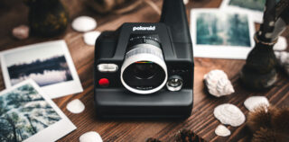 Polaroid I-2 on professionaalne kvaliteetkaamera kiirpildimeistritele